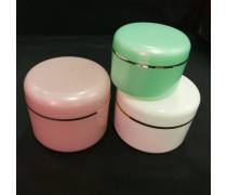 專業化妝品批發產品庫 高效供應鏈與選品策略全解析